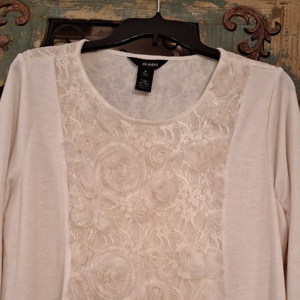 Ali Miles Ivory Lace Embroidered Sweater. Excellent Condition Size Medium - Picture 5 of 14